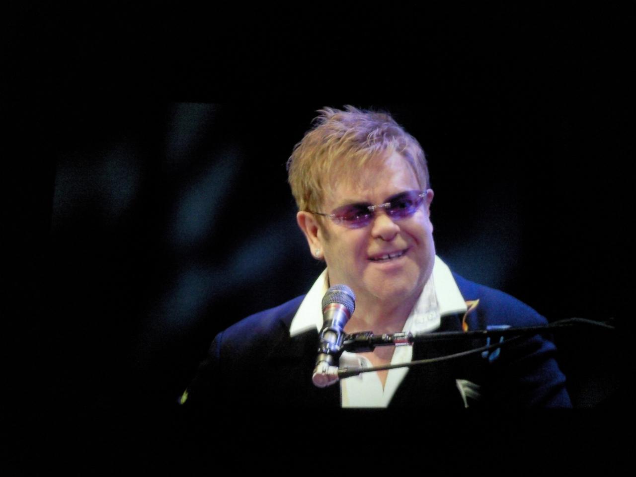 Elton John - cinema Arcadia