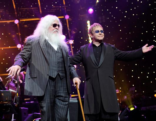 Elton John & Leon Russell - Good Morning America 20.10.2010