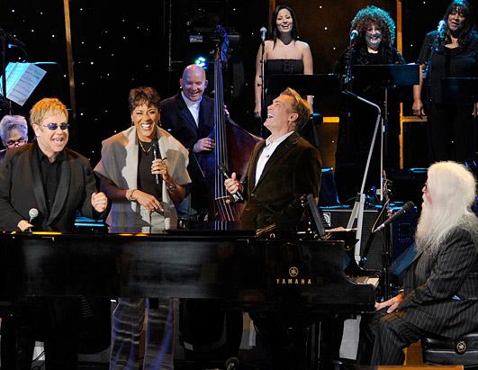 Elton John & Leon Russell - Good Morning America 20.10.2010